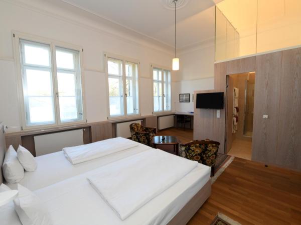 Gästehaus der Katholischen Akademie in Bayern : photo 3 de la chambre chambre double supérieure