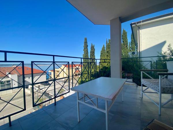 Rooms Villa Harmonie - Adults Only +14 : photo 1 de la chambre chambre double ou lits jumeaux supérieure - vue sur mer