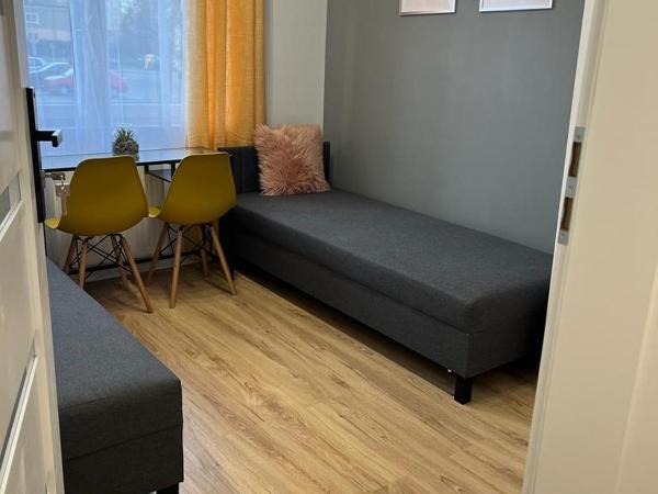 Hello Poznań : photo 5 de la chambre chambre lits jumeaux avec salle de bains commune