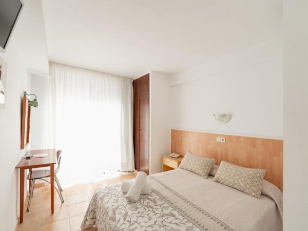 Hotel Santa Faz : photo 3 de la chambre chambre double ou lits jumeaux