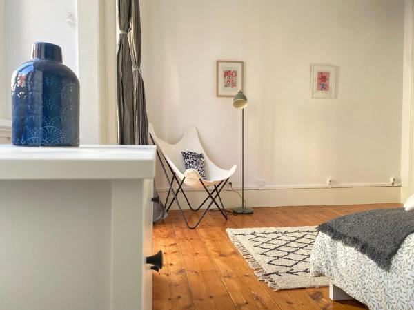 Terrace House : photo 4 de la chambre chambre double avec balcon