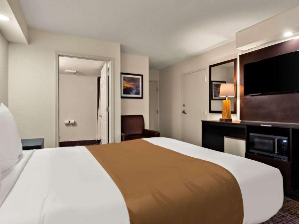 Quality Inn Memphis Northeast near I-40 : photo 7 de la chambre chambre lit king-size - non-fumeurs