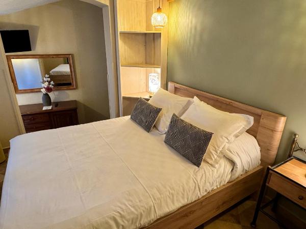 Colomba Hôtel Centre-Ville Historique : photo 5 de la chambre chambre double