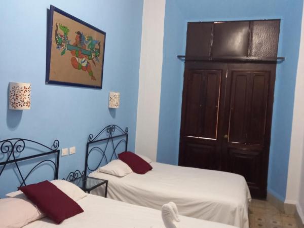 Hotel Reforma : photo 1 de la chambre chambre double avec 2 lits doubles