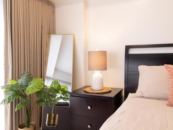 Bishop Suites at Executive Centre : photo 2 de la chambre 1-bedroom mountain view suite