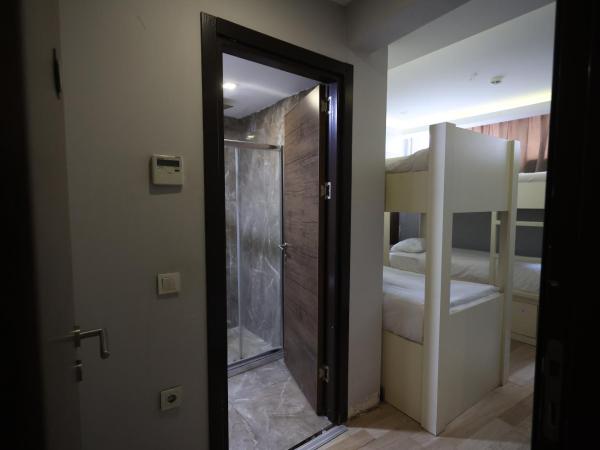 Bucoleon by Cheers : photo 5 de la chambre lit dans dortoir mixte de 4 lits