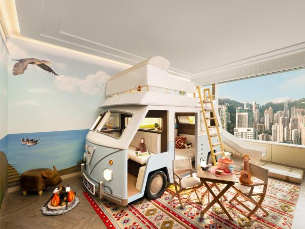 Island Shangri-La, Hong Kong : photo 1 de la chambre campervan haven themed family suite