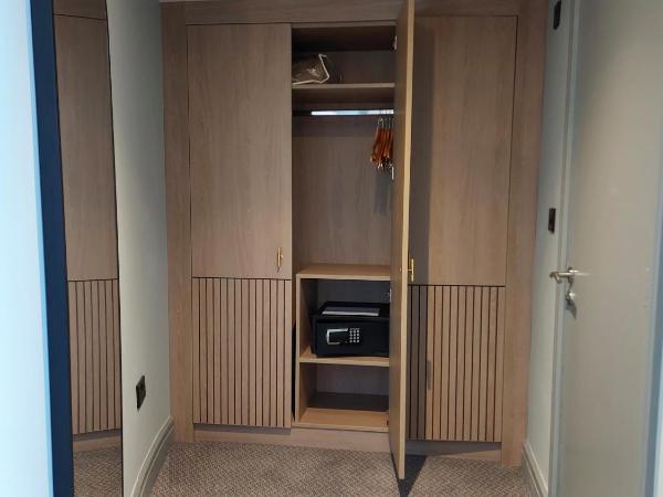 Menlo Park Hotel : photo 4 de la chambre suite familiale signature