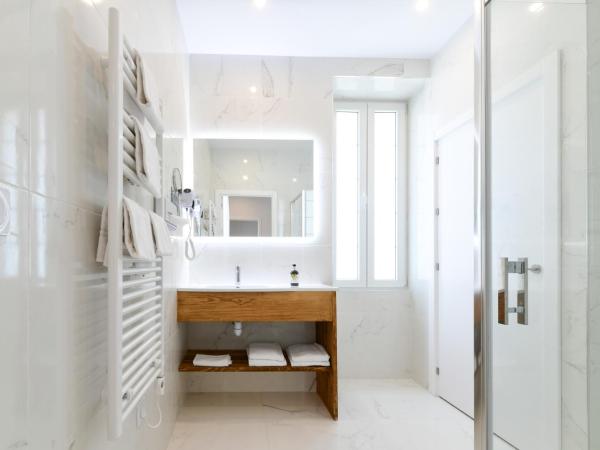 Logis Hotel & Restaurant Bergeret Sport : photo 2 de la chambre suite familiale