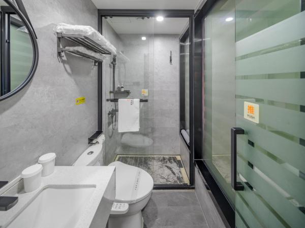 Orient Rose International Hotel : photo 6 de la chambre chambre standard lit queen-size