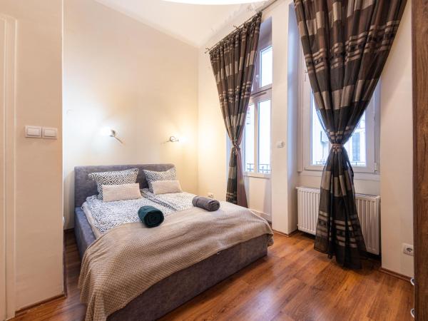 Urban Rooms : photo 4 de la chambre chambre double deluxe avec baignoire