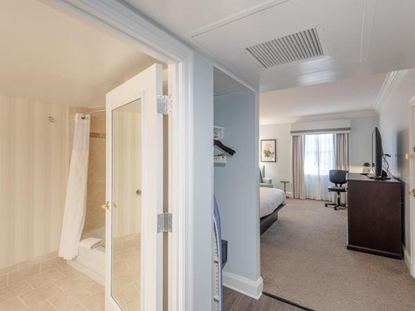 The Founders Inn & Spa Tapestry Collection By Hilton : photo 8 de la chambre chambre lit king-size