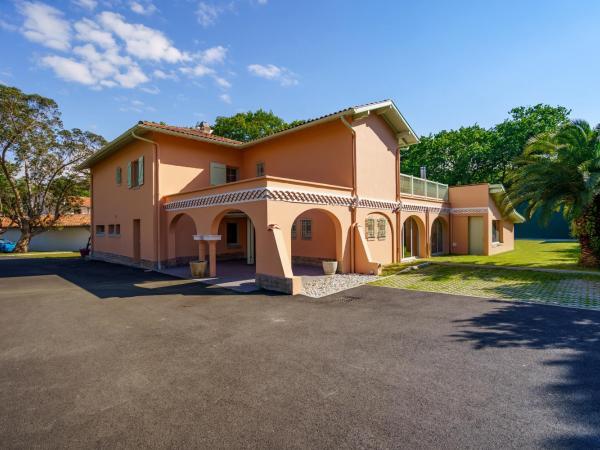 La Conciergerie Biarritz : photo 5 de la chambre villa supérieure
