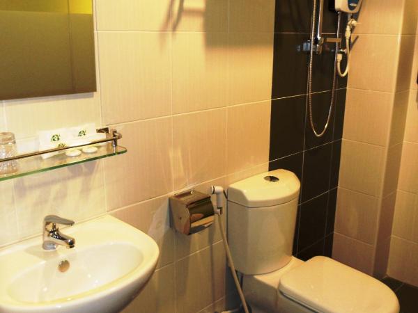 Eight Days Boutique Hotel - Mount Austin : photo 10 de la chambre chambre lit king-size deluxe