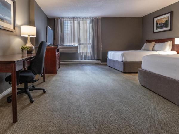 Hotel Faubourg Montreal Centre-Ville Downtown : photo 4 de la chambre suite 1 chambre avec 2 lits queen-size