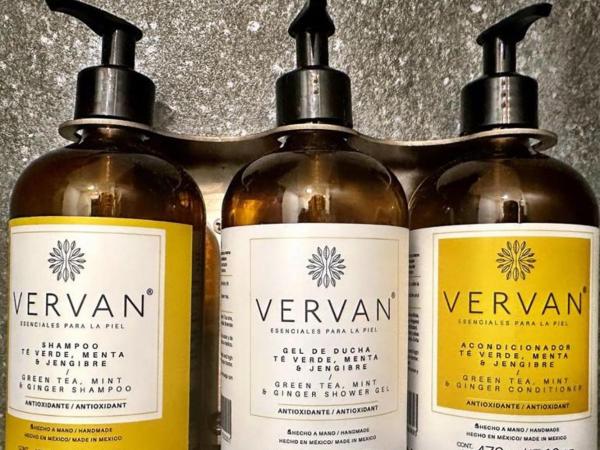 Barrio Vallarta Suites : photo 8 de la chambre suite deluxe avec lit king-size