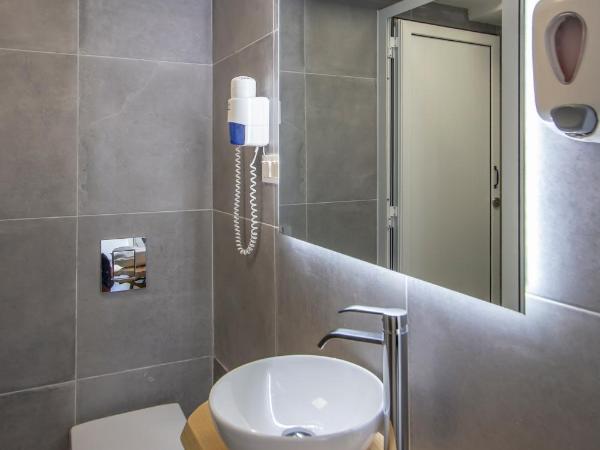 Sun Lovers Hostel : photo 6 de la chambre lit dans dortoir mixte de 10 lits