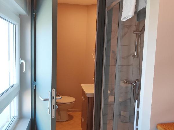 Hotel de la Terrasse : photo 7 de la chambre studio