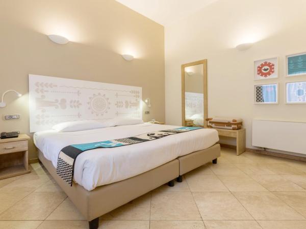 Hotel Domomea : photo 2 de la chambre chambre double ou lits jumeaux - accessible aux personnes à mobilité réduite