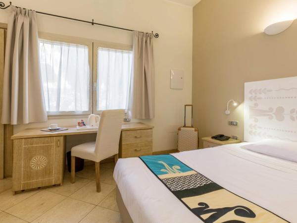 Hotel Domomea : photo 4 de la chambre chambre double ou lits jumeaux - accessible aux personnes à mobilité réduite