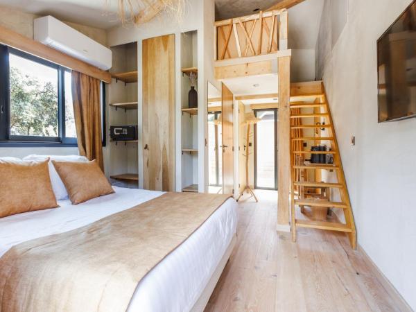 Le Domaine de la mer - Beach hotel Nature&Authenticité Hyères : photo 3 de la chambre chambre double standard