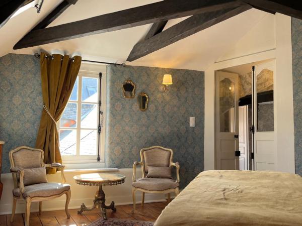 Chambres d'hôtes du château : photo 2 de la chambre grande chambre double 