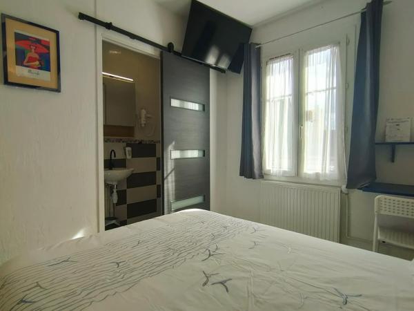 Hôtel Saint Jean : photo 6 de la chambre chambre double standard