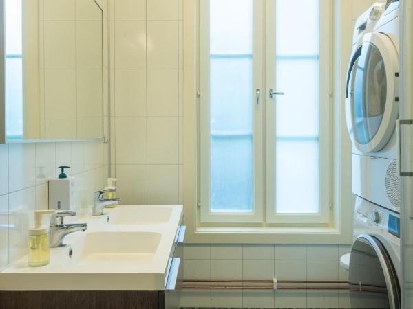 Kollen Slottet : photo 4 de la chambre chambre double - vue sur jardin