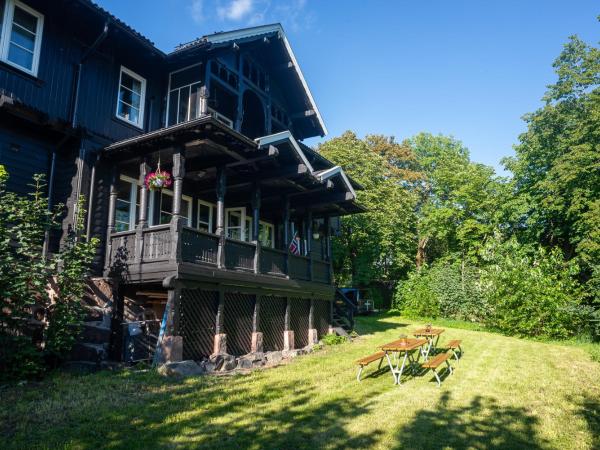 Kollen Slottet : photo 2 de la chambre chambre triple basique avec salle de bains commune