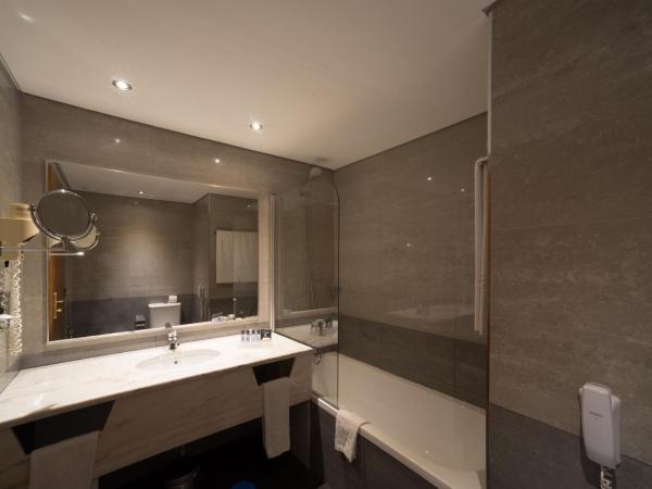 Vila Gale Porto - Centro : photo 4 de la chambre chambre lits jumeaux supérieure