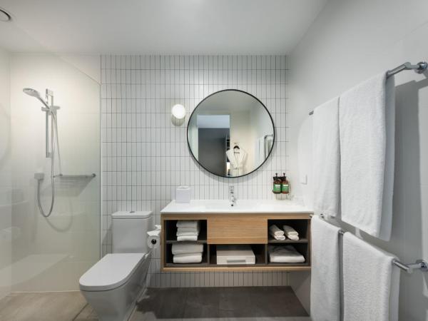 Crowne Plaza Adelaide, an IHG Hotel : photo 7 de la chambre chambre standard