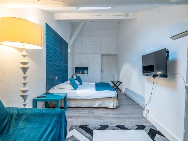 Hôtel Quai des Pontis : photo 6 de la chambre chambre quadruple