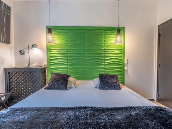 Hôtel Quai des Pontis : photo 10 de la chambre chambre quadruple