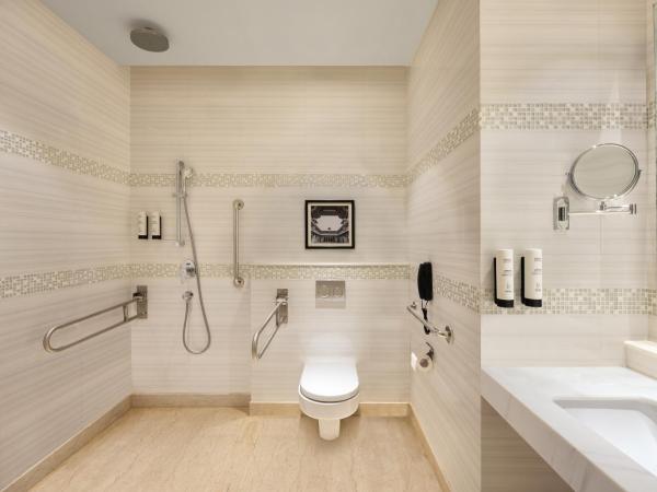 Fairfield by Marriott Agra : photo 4 de la chambre chambre lit king-size - accessible aux personnes à mobilité réduite