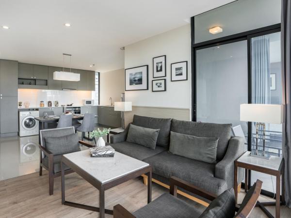 Altera Hotel and Residence by At Mind : photo 4 de la chambre suite familiale 2 chambres