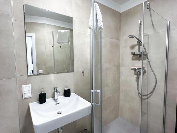 Grazora Living Apartments : photo 2 de la chambre chambre double deluxe