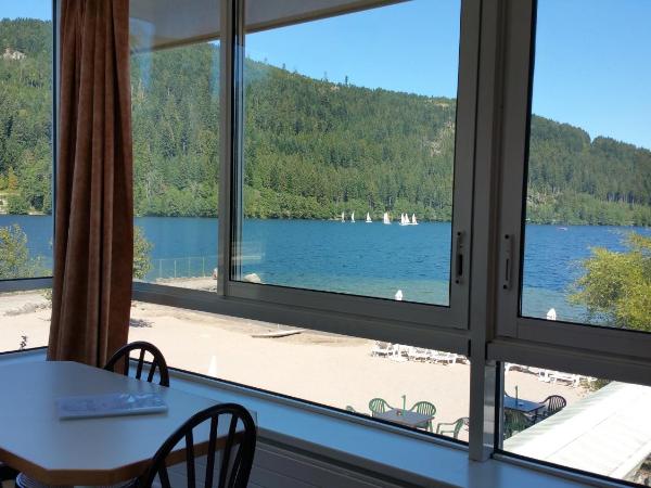 Appart'Hôtel LIDO au bord de l'eau : photo 9 de la chambre studio - vue sur mer