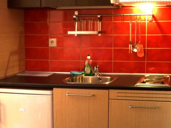 Philoxenia Hotel & Studios : photo 5 de la chambre appartement