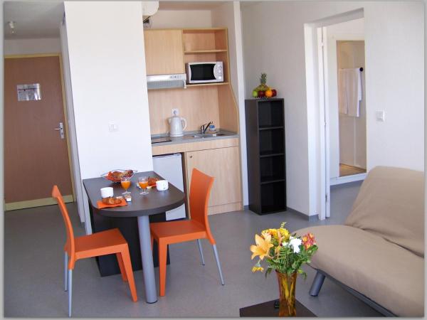 Vanina Park : photo 2 de la chambre appartement 1 chambre (2 adultes)