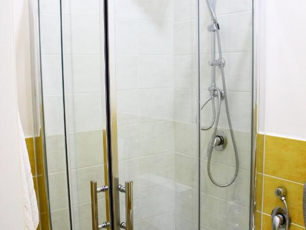 Palazzo San Vincenzo : photo 2 de la chambre petite chambre double