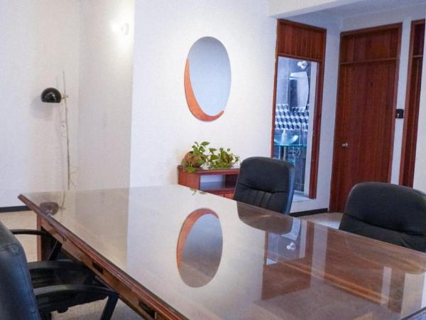 HOSTAL CHOCOLATE CALENDA : photo 7 de la chambre chambre double avec salle de bains privative