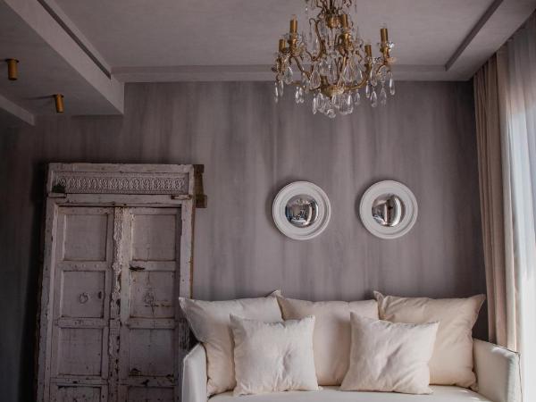 Unique Boutique Hotel Antibes Juan-les-Pins : photo 3 de la chambre chambre double avec balcon