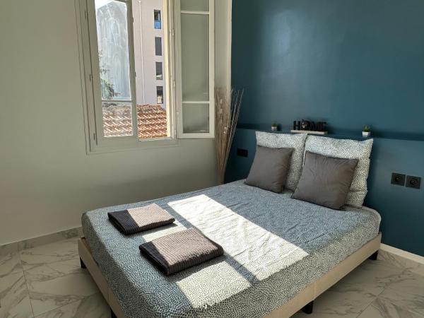 La maison de Giulia Menton : photo 1 de la chambre chambre double - vue sur jardin