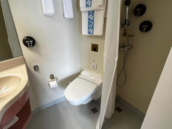 Silja Line ferry - Helsinki 2 nights return cruise to Stockholm : photo 4 de la chambre deluxe cabin with sea view