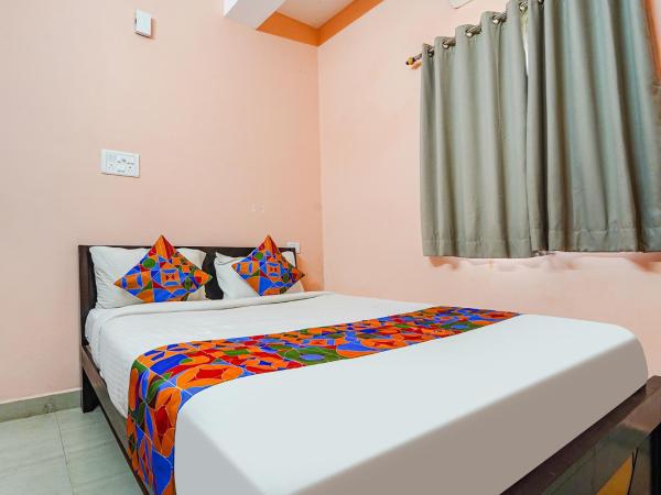 FabExpress Its South East Residency : photo 1 de la chambre chambre deluxe