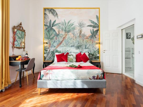 Entire flat with 6 Rooms & 6 Bathrooms, 210 SQMs at Most Historical Center with LIFT !!! : photo 2 de la chambre appartement en duplex