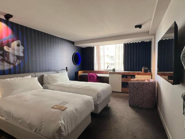 Hotel Indigo Sydney Potts Point, an IHG Hotel : photo 1 de la chambre chambre lits jumeaux standard