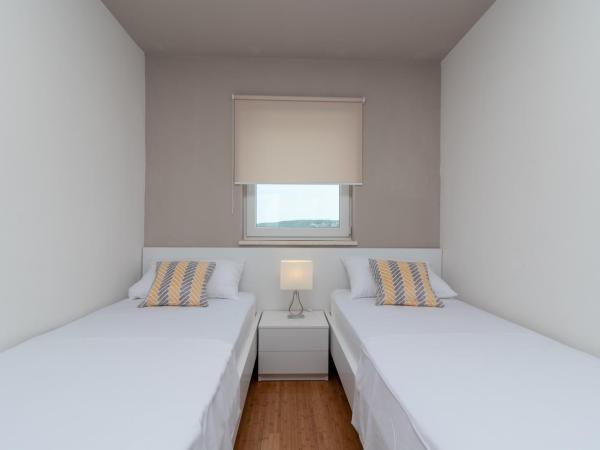 Villa Ana Trogir II : photo 1 de la chambre appartement familial 2 chambres avec vue