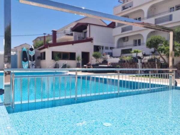 Apartments Silva with sea view : photo 2 de la chambre appartement - vue sur mer