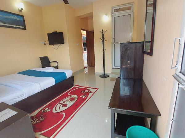 Golden Lake : photo 2 de la chambre chambre lit king-size - vue sur lac